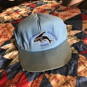 Vintage whale Hawaii hat